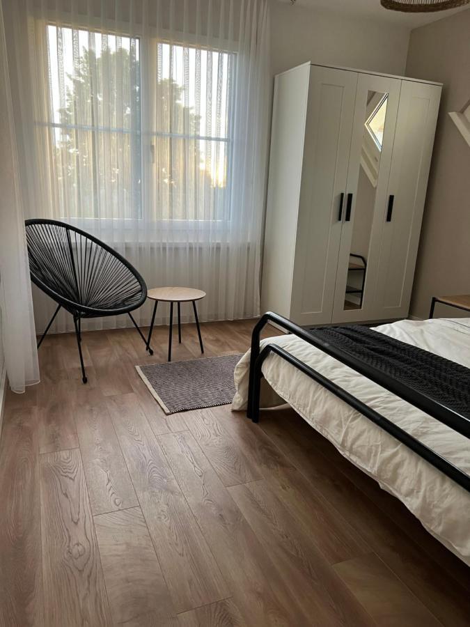 Black&White Apartment Uzwil ภายนอก รูปภาพ